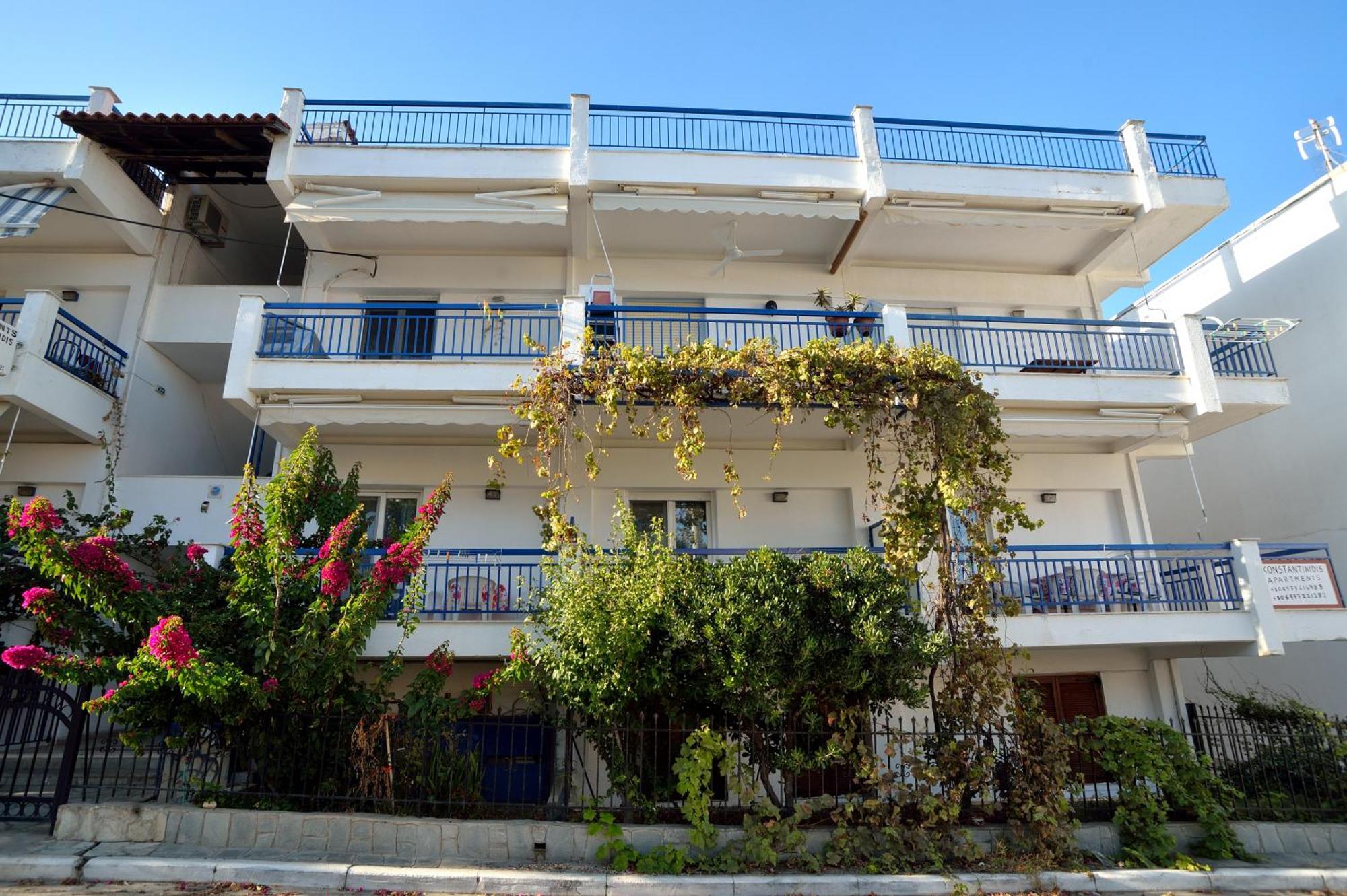 Maria Konstantinidis Apartments Néa Potídea Kültér fotó
